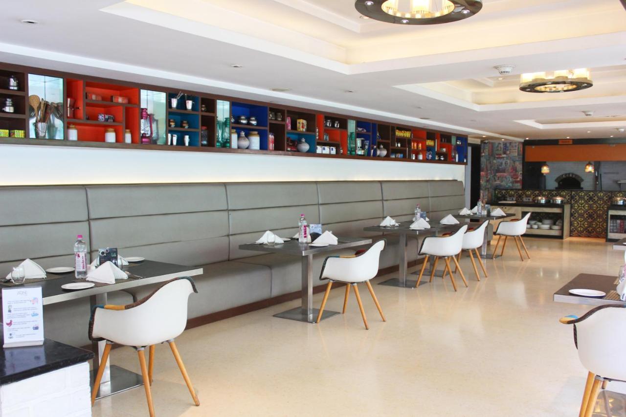 Zone By The Park , Bani Park Jaipur Hotel Екстериор снимка